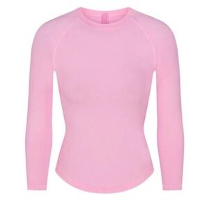 SKIMS NEW VINTAGE SPORT RAGLAN LONG SLEEVE T-SHIRT | COTTON CANDY | NWOT. XS.